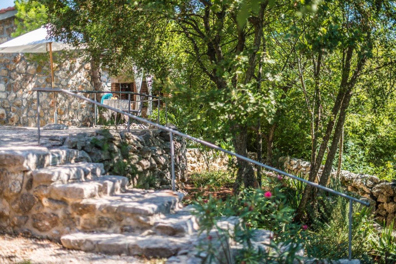 Villa Menta 2 2445 Malinska Buitenkant foto