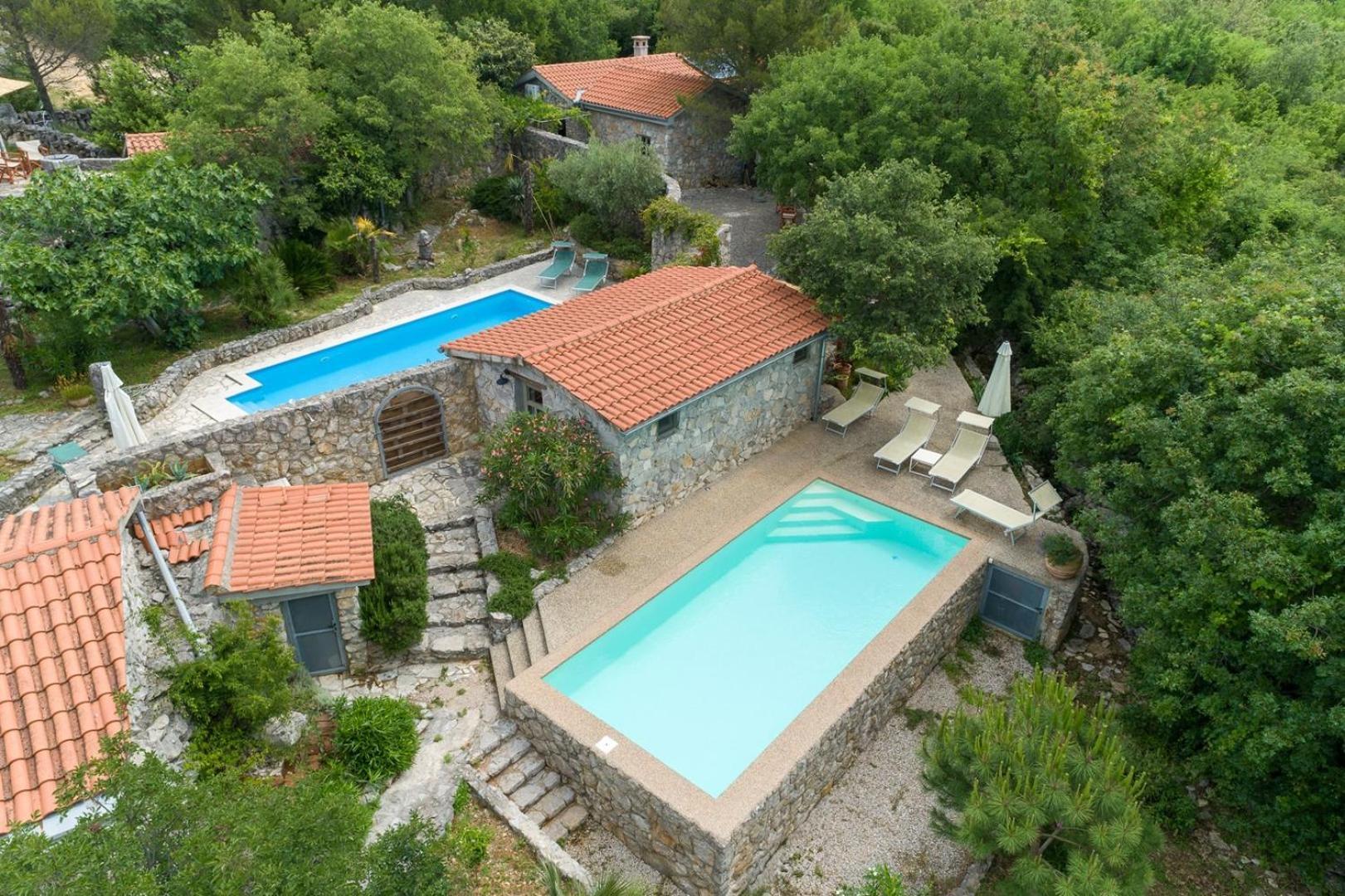 Villa Menta 2 2445 Malinska Buitenkant foto
